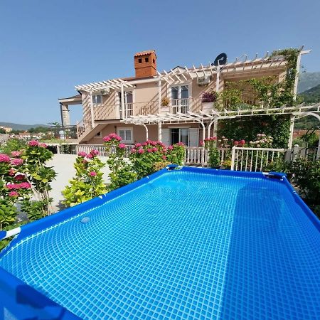 Apartments Popadic With Parking Herceg Novi Exteriör bild
