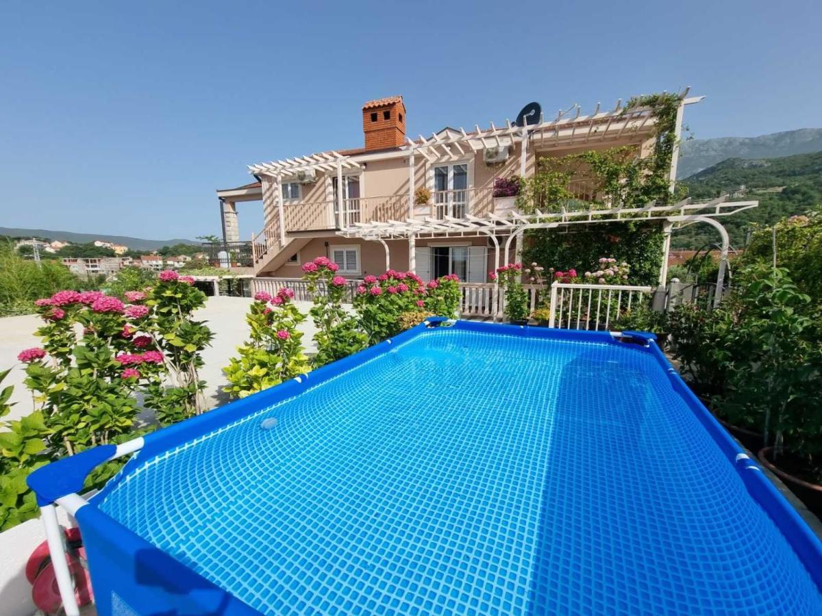 Apartments Popadic With Parking Herceg Novi Exteriör bild